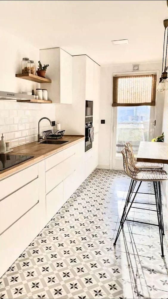 Beautiful kitchen floor tiles.